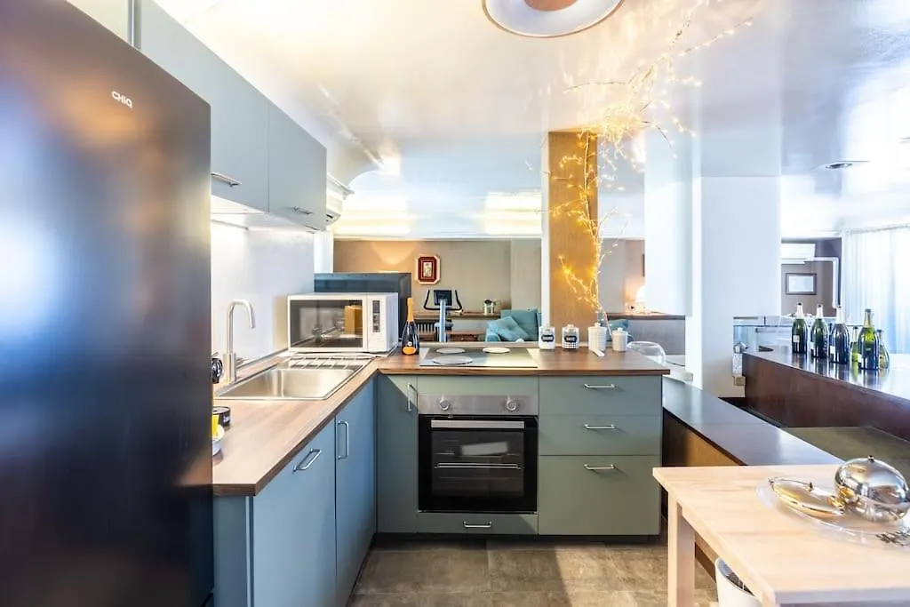 Attico Di Lusso Con Terrazzo A 10 Minuti Dal Duomo Apartment Milan 0*,