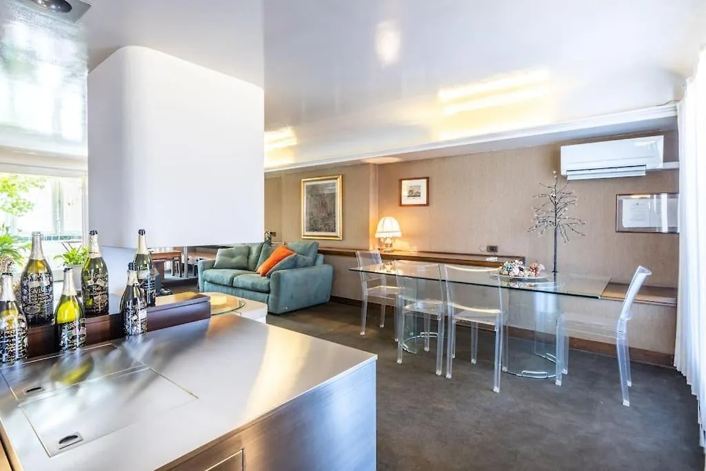 Attico Di Lusso Con Terrazzo A 10 Minuti Dal Duomo Apartment Milan